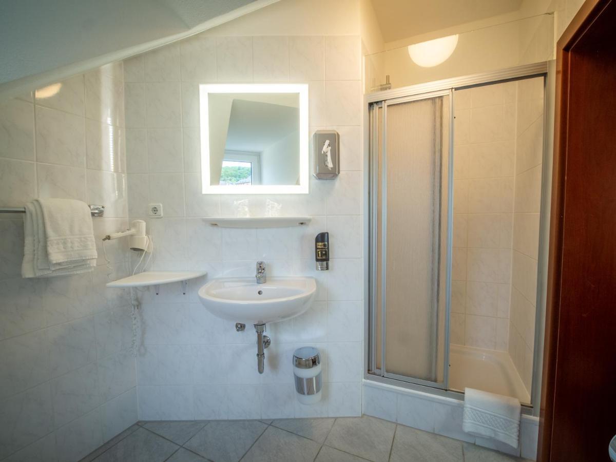 Hotel Krone Бинген ам Рейн Екстериор снимка