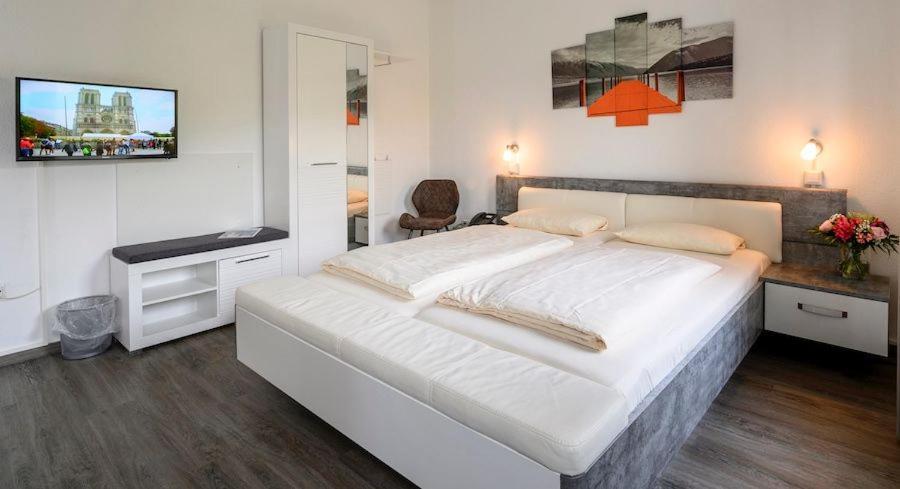 Hotel Krone Бинген ам Рейн Екстериор снимка