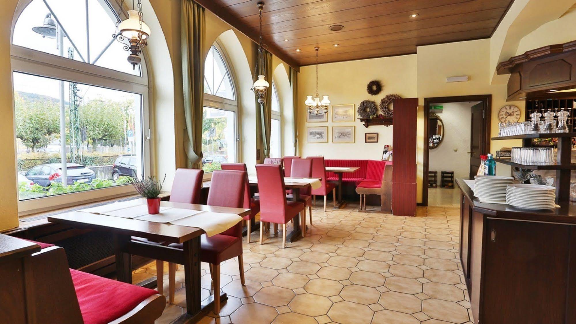 Hotel Krone Бинген ам Рейн Екстериор снимка