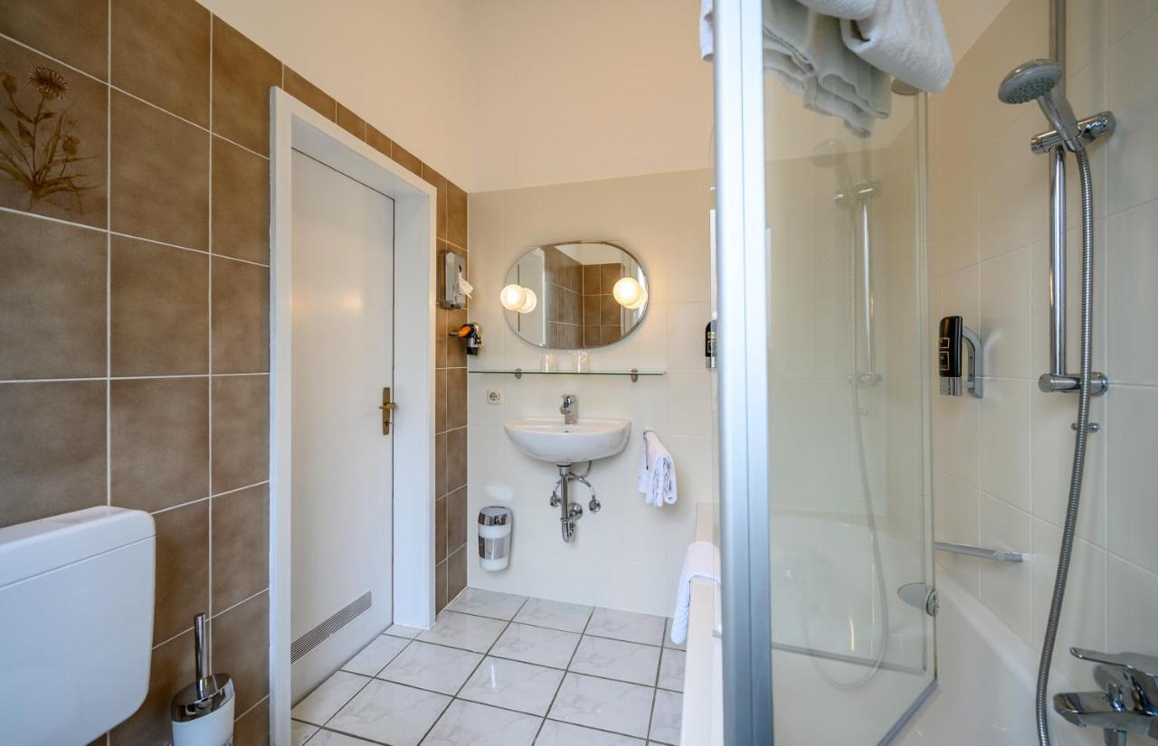 Hotel Krone Бинген ам Рейн Екстериор снимка